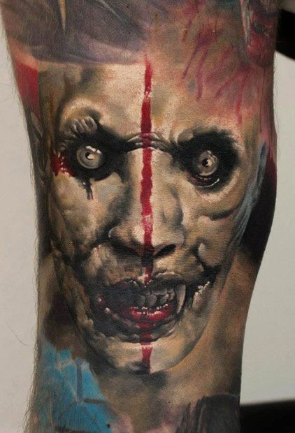 手臂恐怖风格的彩色吸血鬼怪物纹身图案