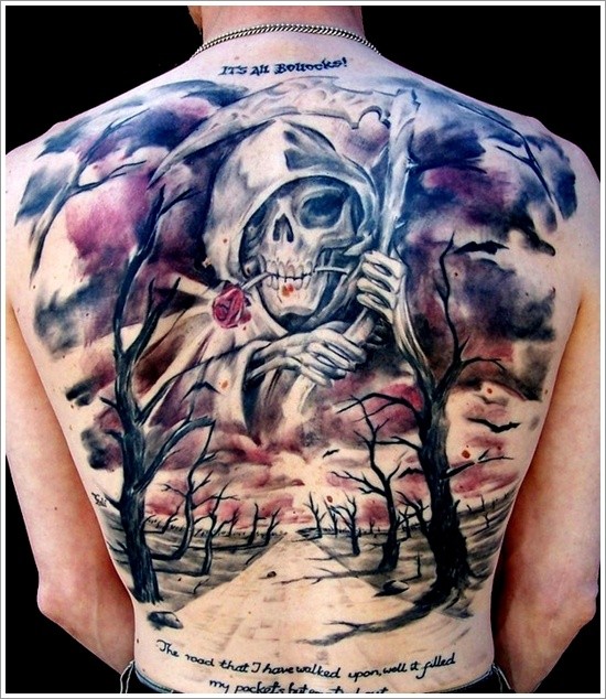 背部死神与镰刀玫瑰纹身图案