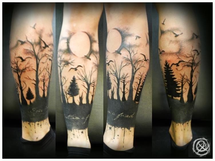 小腿满月和黑色森林纹身图案