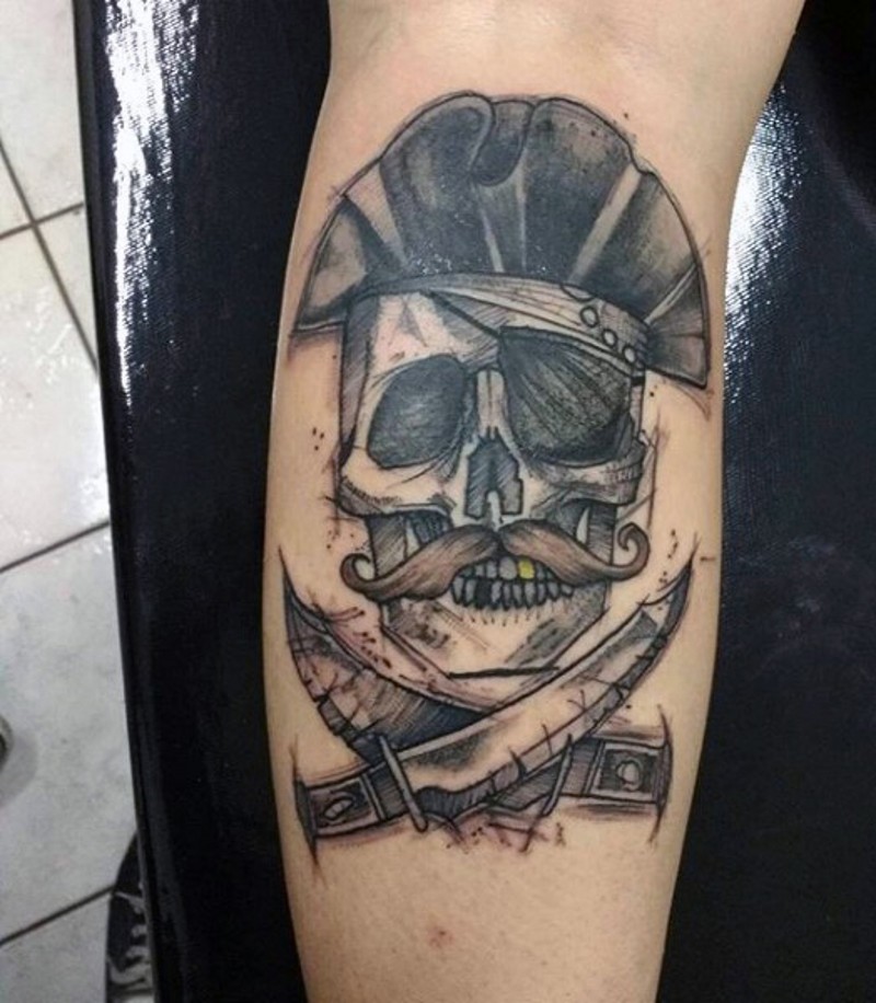 手臂黑白海盗骷髅与黄金牙齿和匕首纹身图案