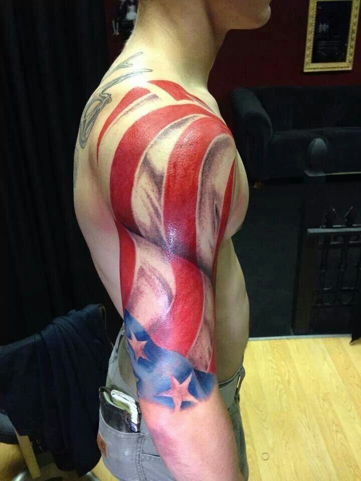 七彩的美国国旗手臂纹身图案