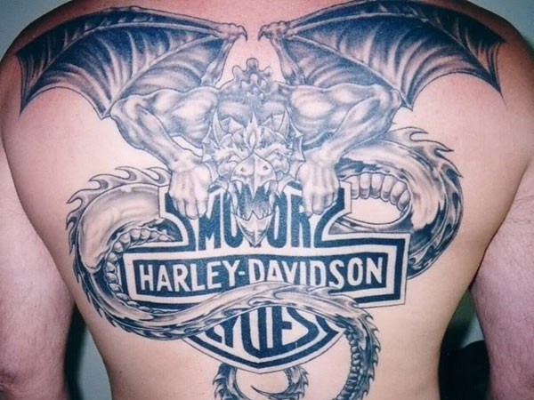 背部巨龙与哈雷戴维森标志纹身图案