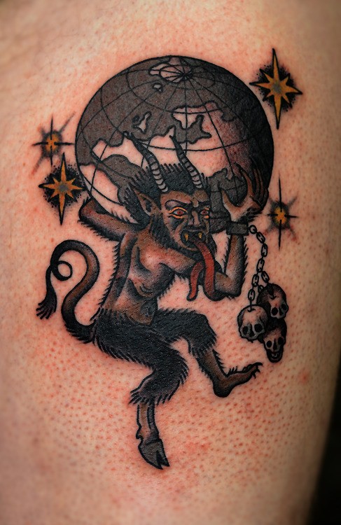 手臂有趣的恶魔山羊骷髅和地球纹身图案