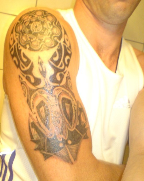 阿兹特克部族花纹大臂纹身图案