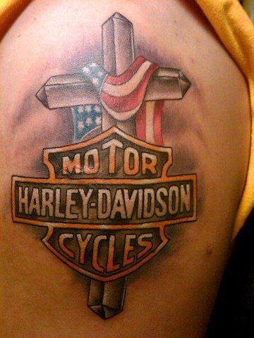 漂亮的哈雷戴维森标志大臂纹身图案