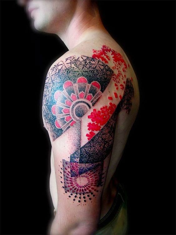手臂美丽的设计花卉纹身图案