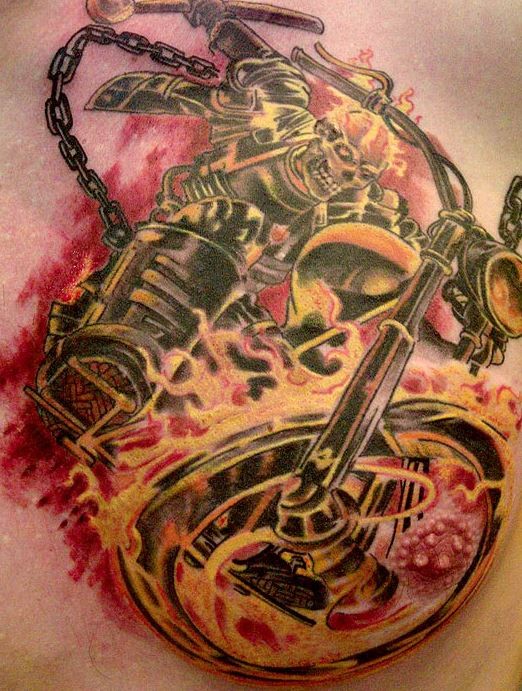 精彩的彩色骷髅骑士纹身图案