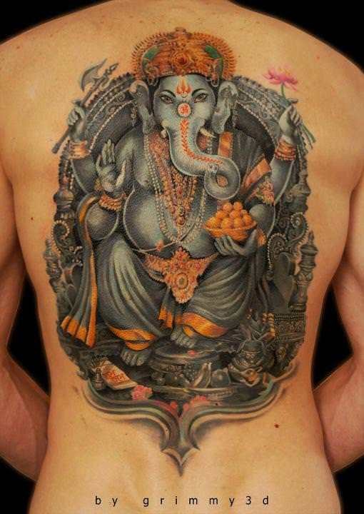 背部彩绘印度象神纹身图案