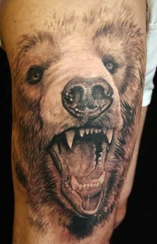 超现实的大灰熊纹身图案