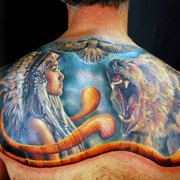 背部写实很美丽的印度女人与咆哮熊老鹰纹身图案