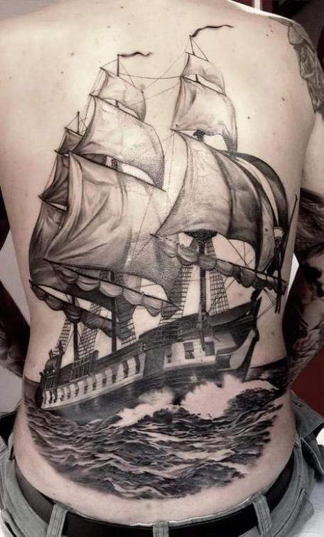 整个背部伟大的精彩船舶纹身图案