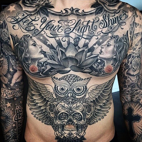 胸部和腹部灰色莲花女人和猫头鹰骷髅纹身图案