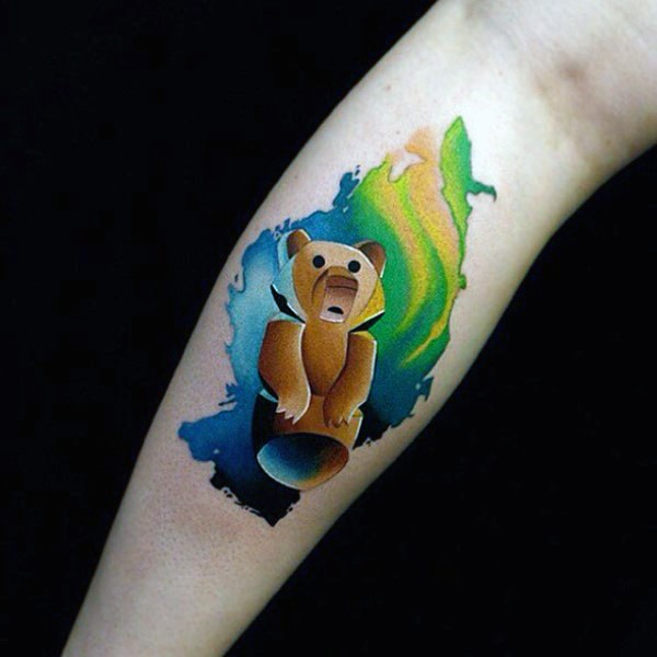 手臂有趣的彩色小熊玩偶纹身图案