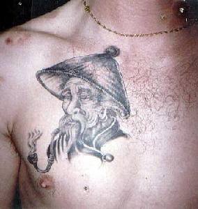 亚洲吸烟的老者肖像纹身图案