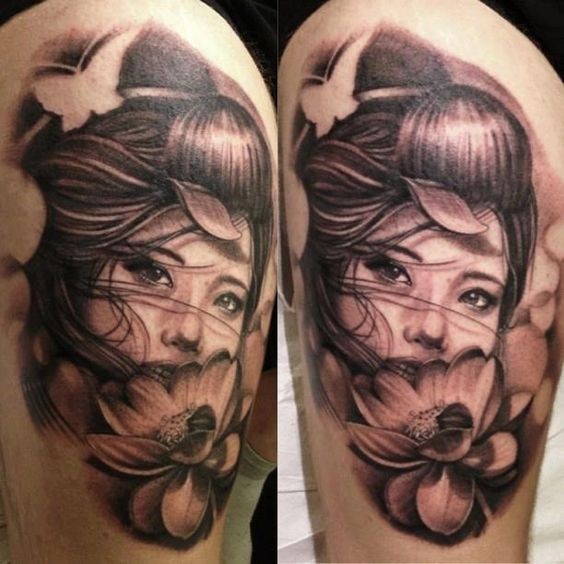 大臂亚洲风格黑白写实女人与花朵纹身图案