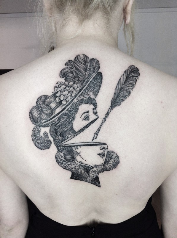 超现实主义风格黑白羽毛和断开的女人头纹身图案