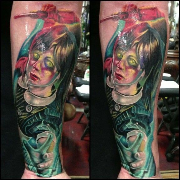 手臂很酷的彩绘邪恶小女孩纹身图案