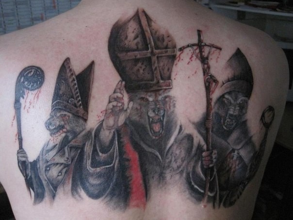 背部五彩的神秘宗教狼人纹身图案