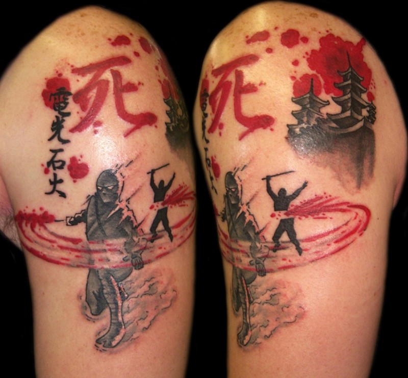 大臂亚洲主题色的血腥战斗与汉字纹身图案