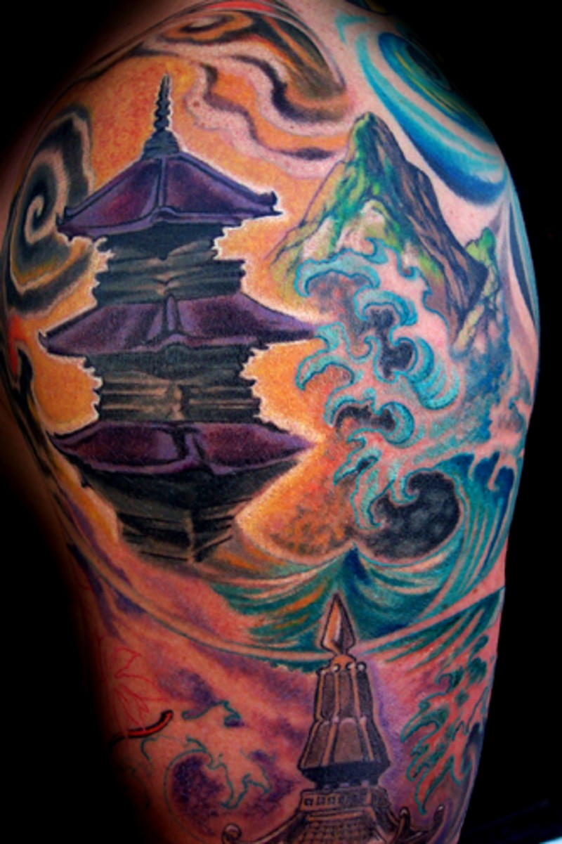 彩绘风格的亚洲寺庙和山脉纹身图案