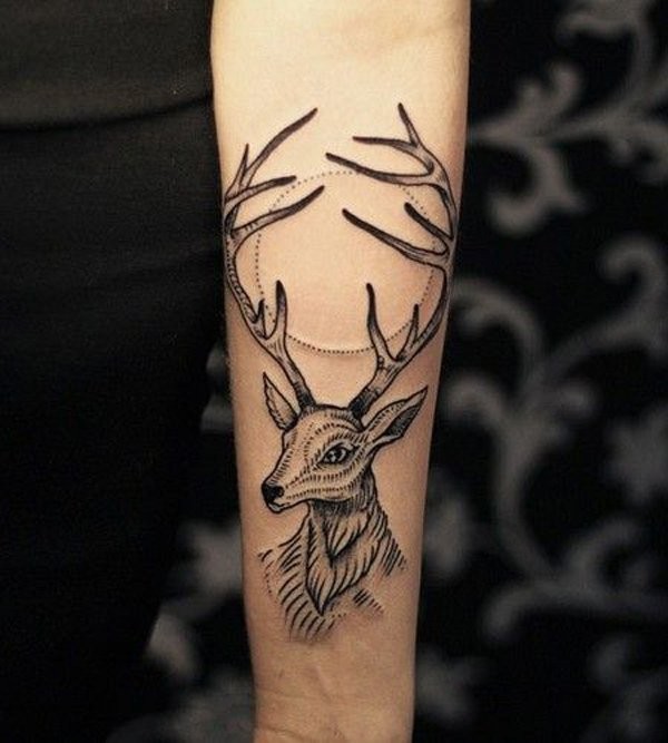 手臂黑色线条点刺小鹿纹身图案