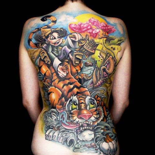 背部华丽的彩色卡通各种动物和小男孩纹身图案