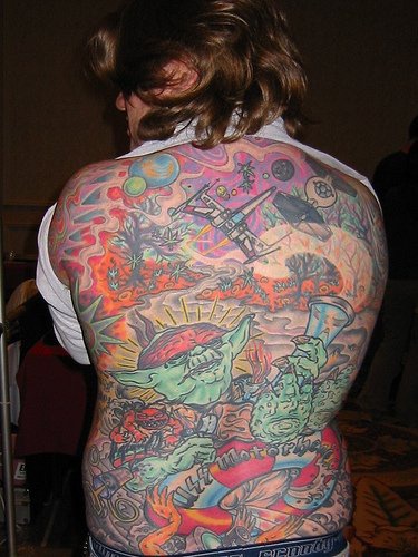 背部星球大战主题彩色纹身图案
