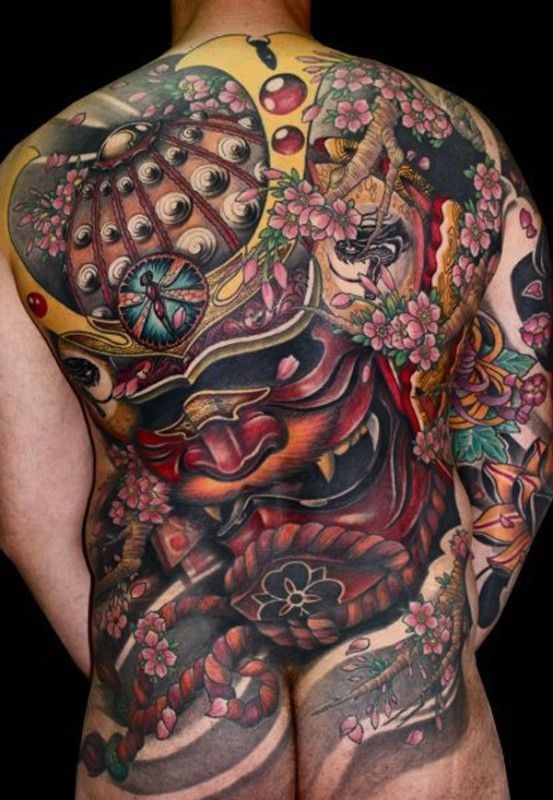 背部日本邪恶的恶魔樱花纹身图案