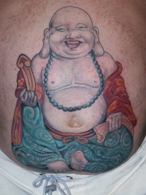 快乐的弥勒佛彩色纹身图案