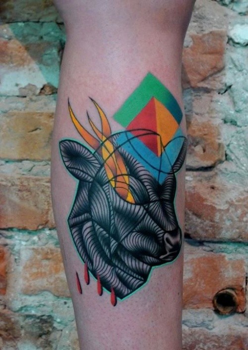 小腿超现实主义风格彩色几何与大黑牛纹身图案