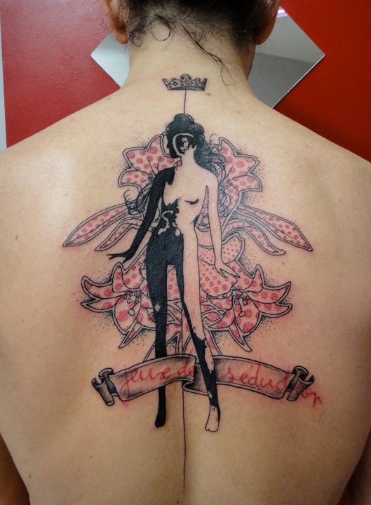 背部超现实主义风格彩色花朵和女人纹身图案