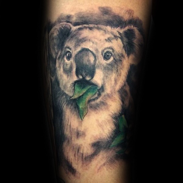 好看的天然考拉熊与树叶纹身图案