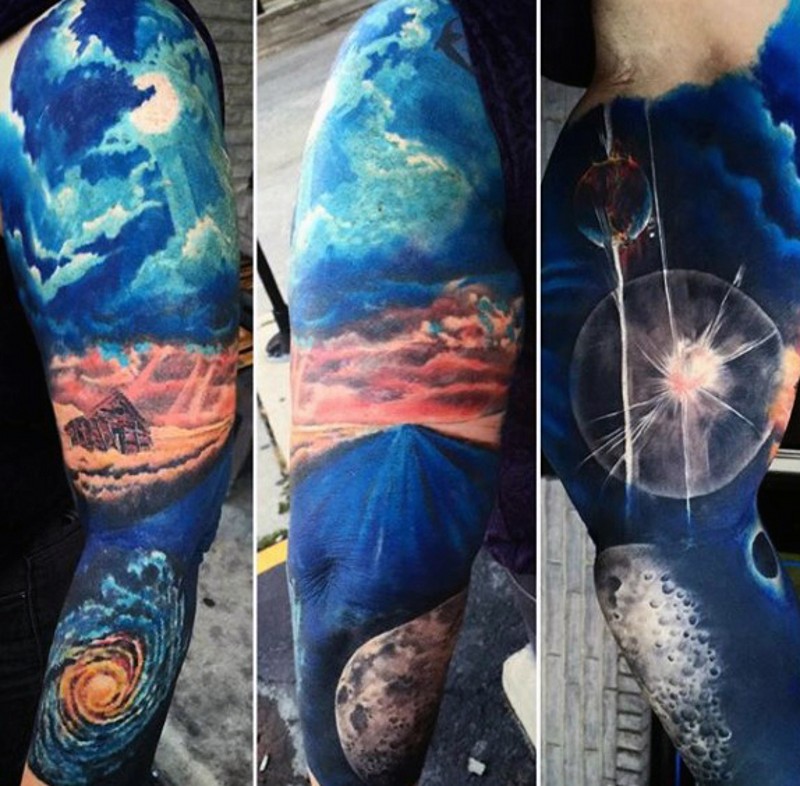 非常漂亮的多彩空间和地球主题手臂纹身图案