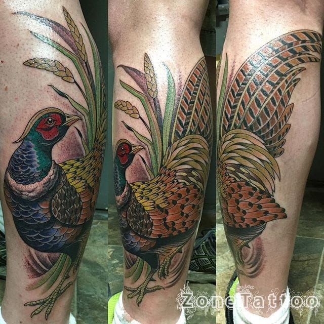 小腿写实风格彩色的野鸡植物纹身图案