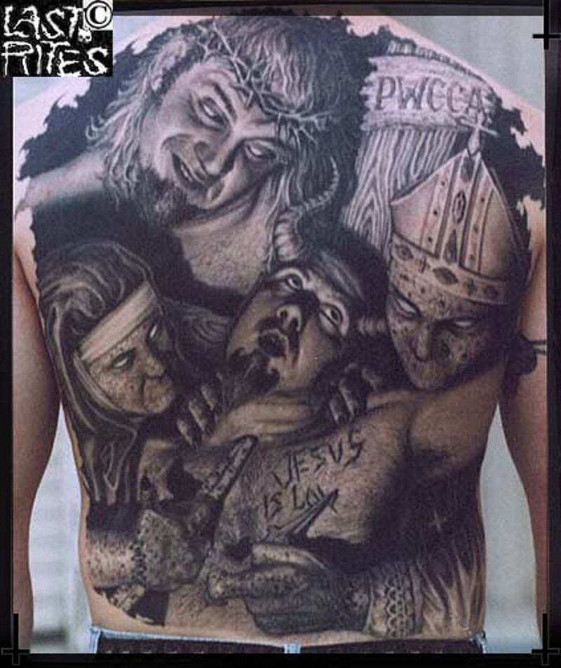 背部恐怖的的奇怪僵尸头像纹身图案
