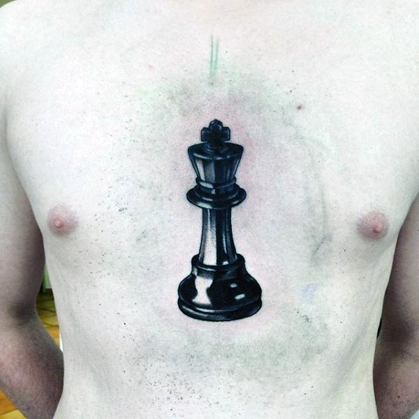胸部黑色逼真的棋子纹身图案