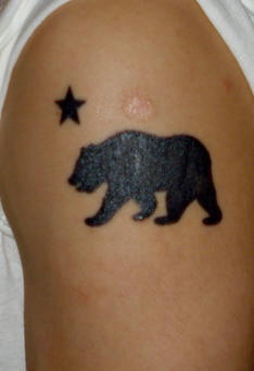 阿拉斯加熊简约与星星纹身纹身图案