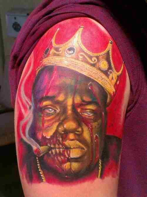 手臂上非洲僵尸国王肖像纹身图案