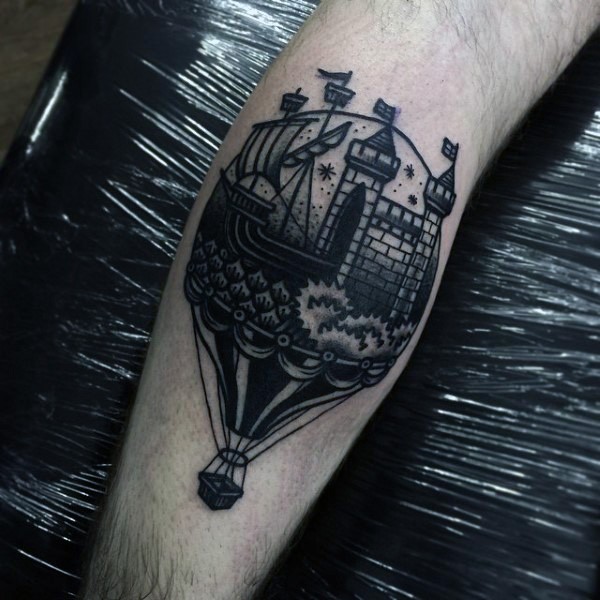 小腿old school黑色气球与船和城堡纹身图案