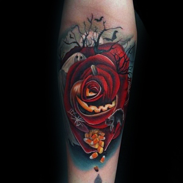 胸部彩色红玫瑰与药丸纹身图案