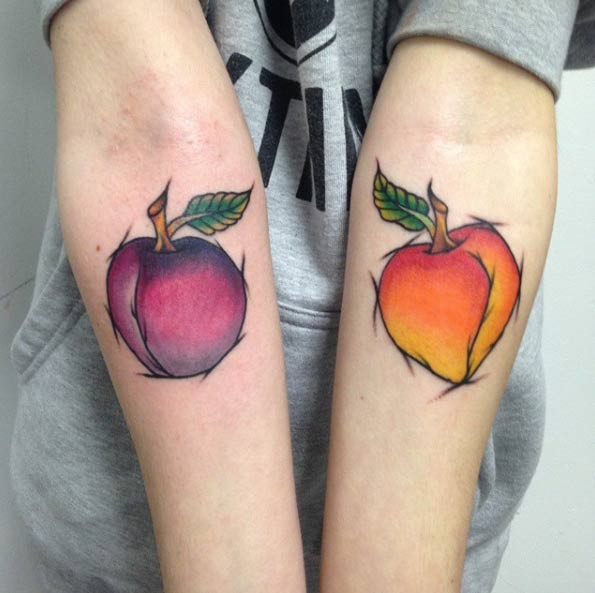 手臂可爱的各种水果卡通纹身图案
