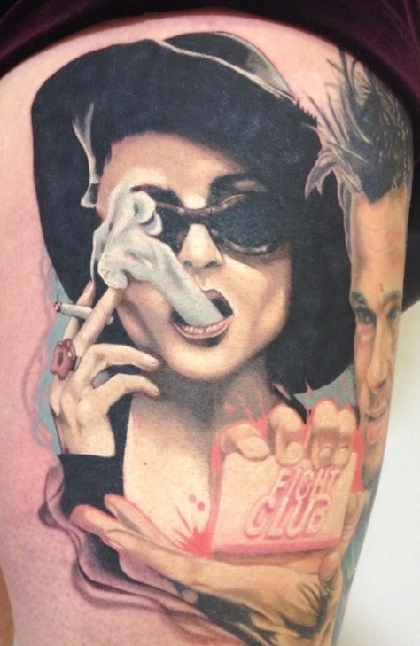 大腿抽烟女人肖像纹身图案