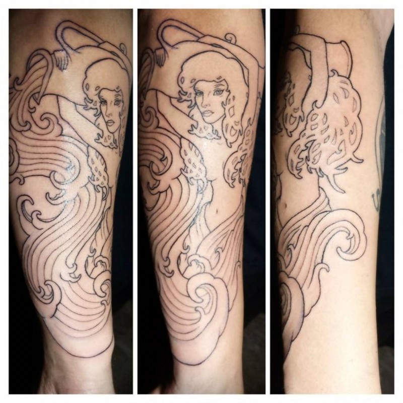手臂黑色线条女子水瓶座纹身图案
