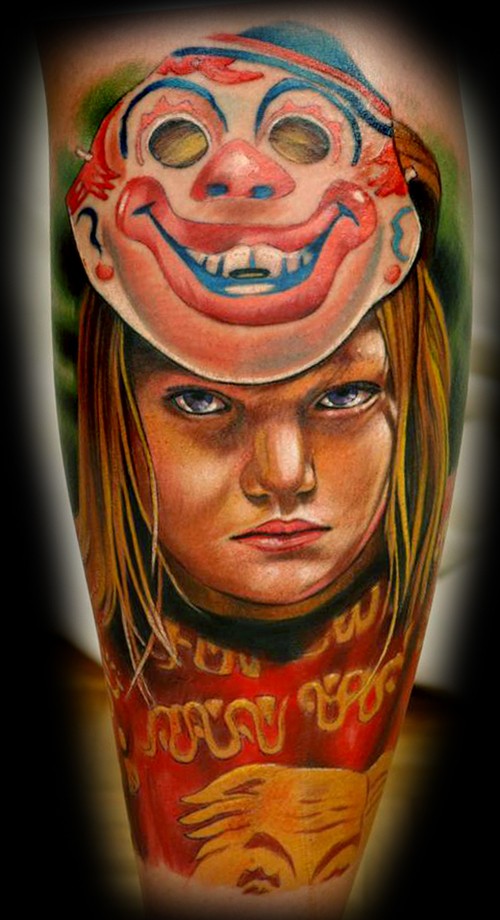 彩色女孩肖像与小丑面具纹身图案