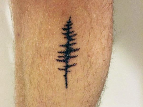 小腿个性小小的黑色树纹身图案