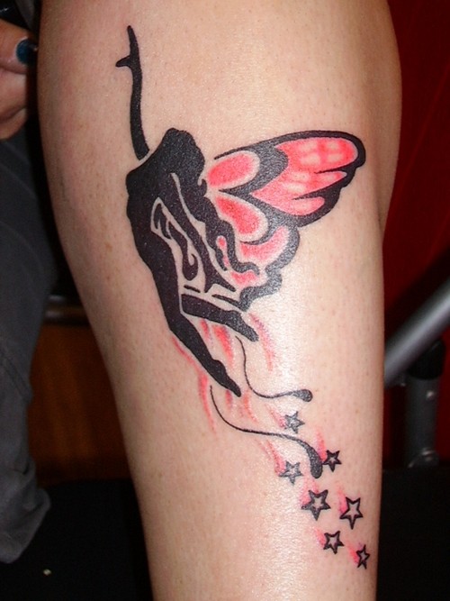 奇妙的黑色和红色精灵纹身图案
