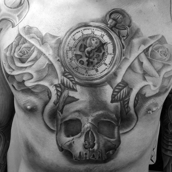 胸部骷髅与指南针和玫瑰黑灰纹身图案