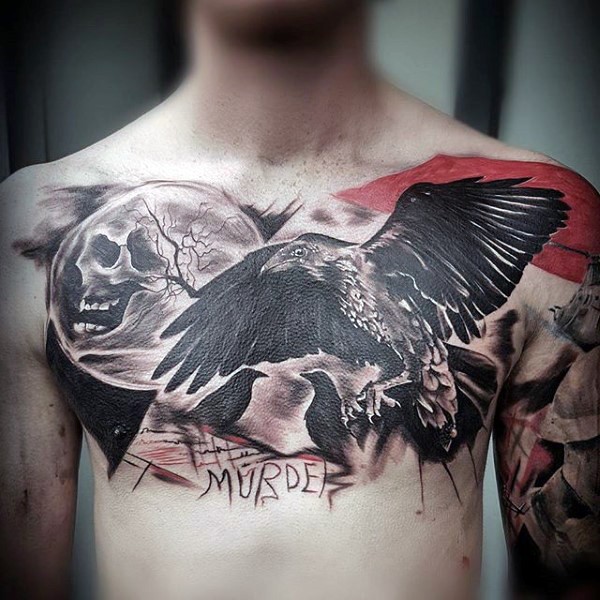 胸部壮观的黑色乌鸦月亮和字母纹身图案