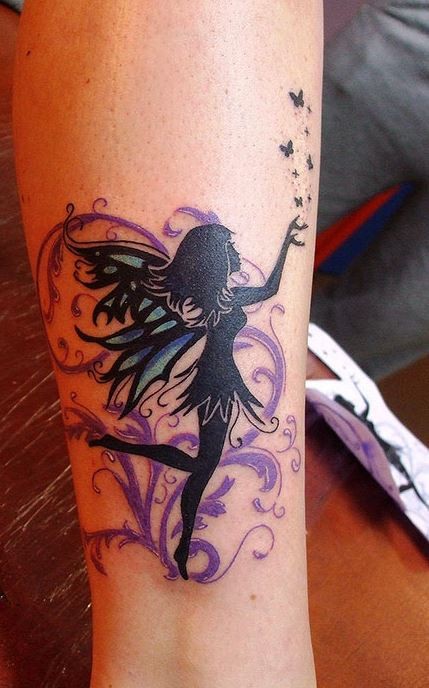 黑色精灵与紫色藤蔓纹身图案