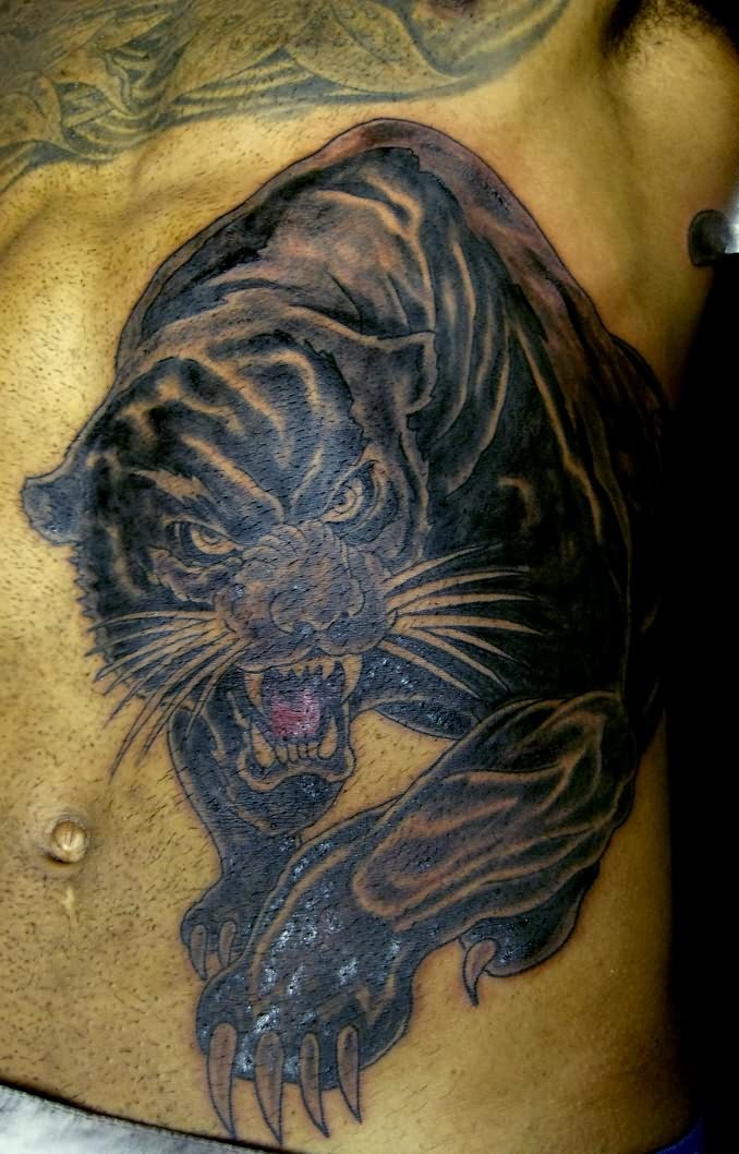 邪恶的黑豹腰部纹身图案
